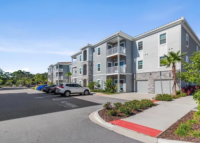 Contemporary Haven With Modern Amenities